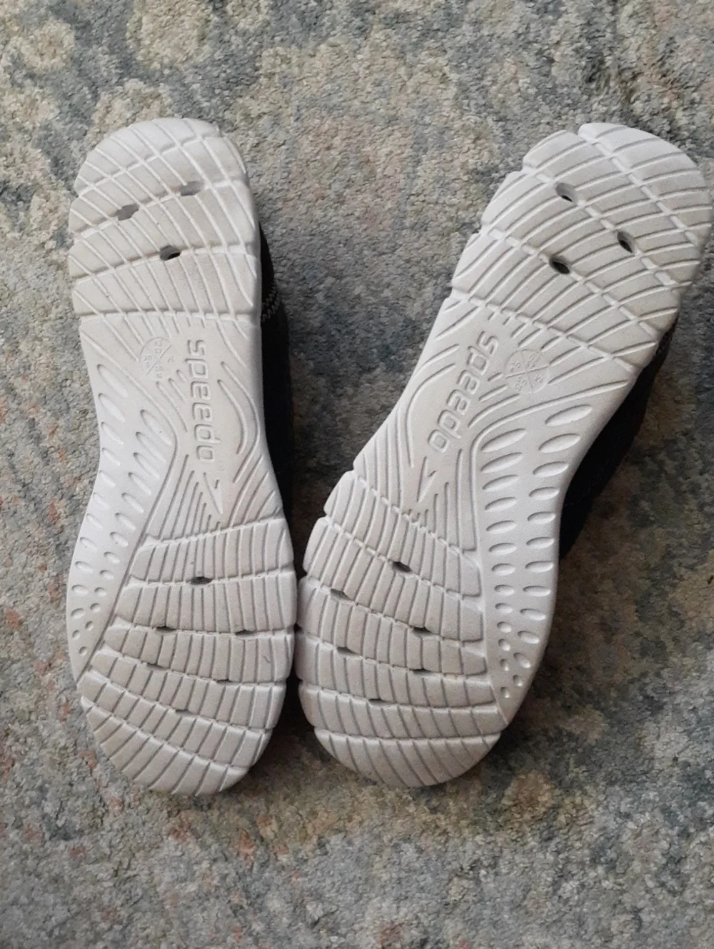 Speedo beach shoes