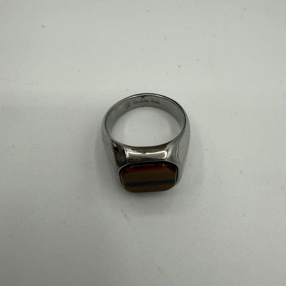 Unbranded stainless steel