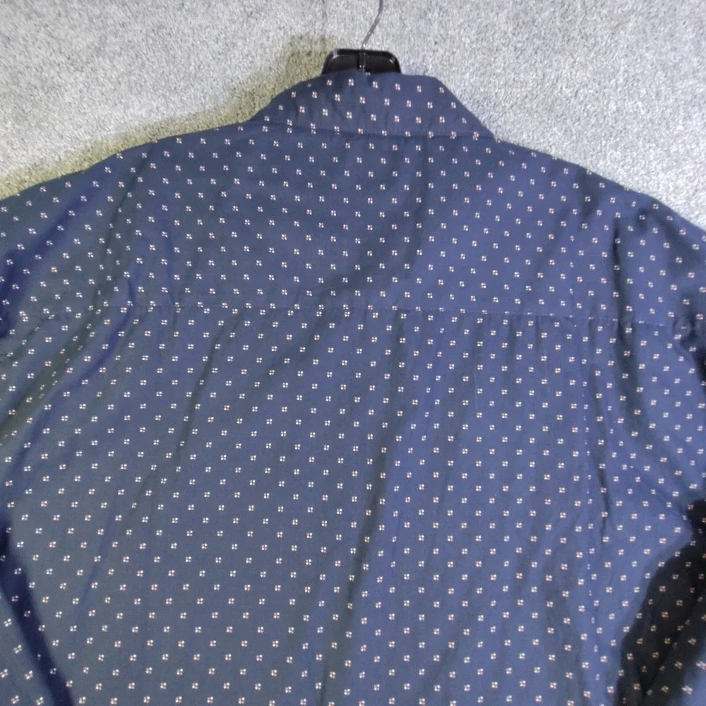 Kenneth Cole keneth cloe